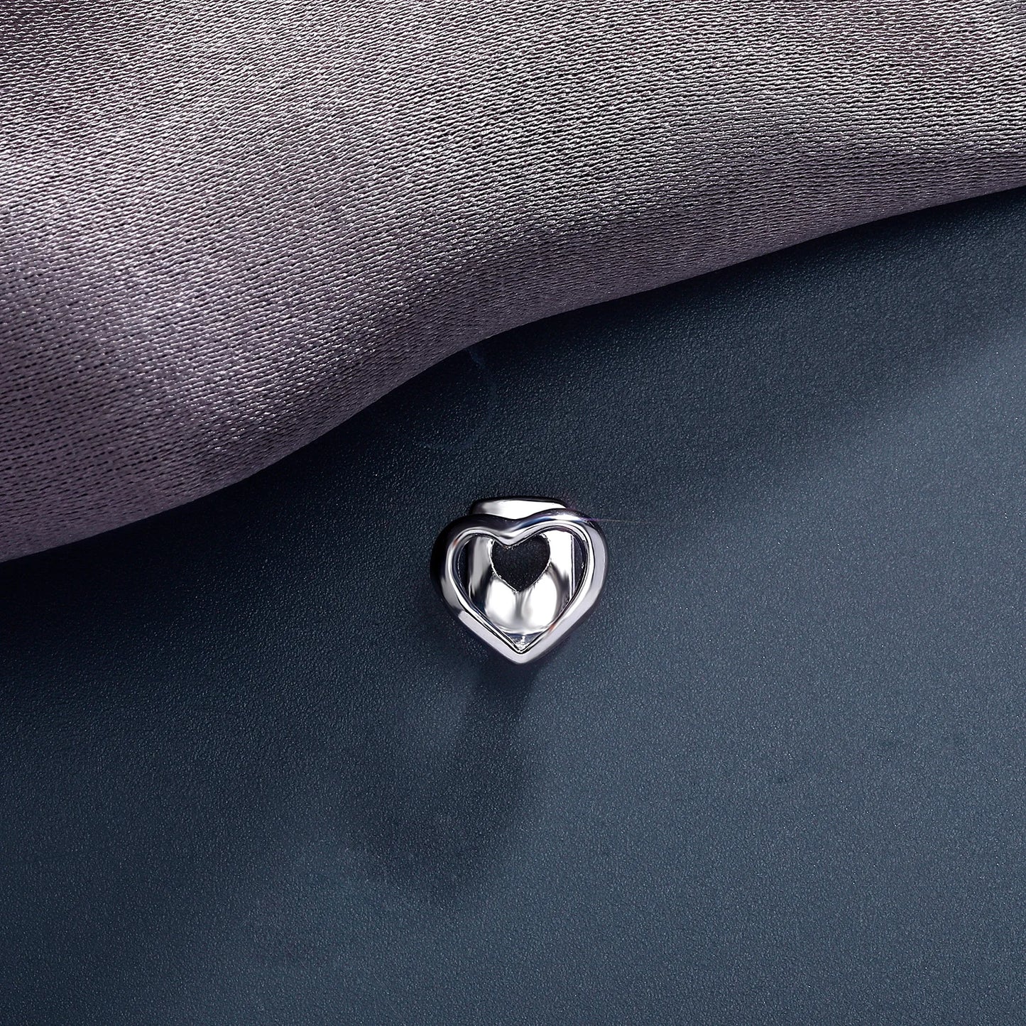 Lovely Hollow Star Heart - Copper